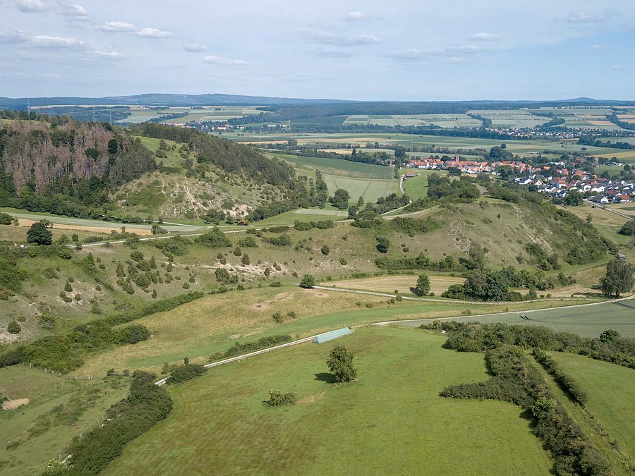 ©Felix Hälbing (Universität Osnabrück) Landschaftsaufnahme mit einem Berg