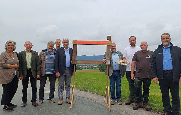 WIR machen Landschaft ©DVL Gruppenbild vor Panorama