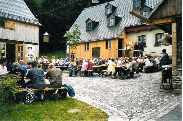 Ein zu einem Restaurant renovierter Hof